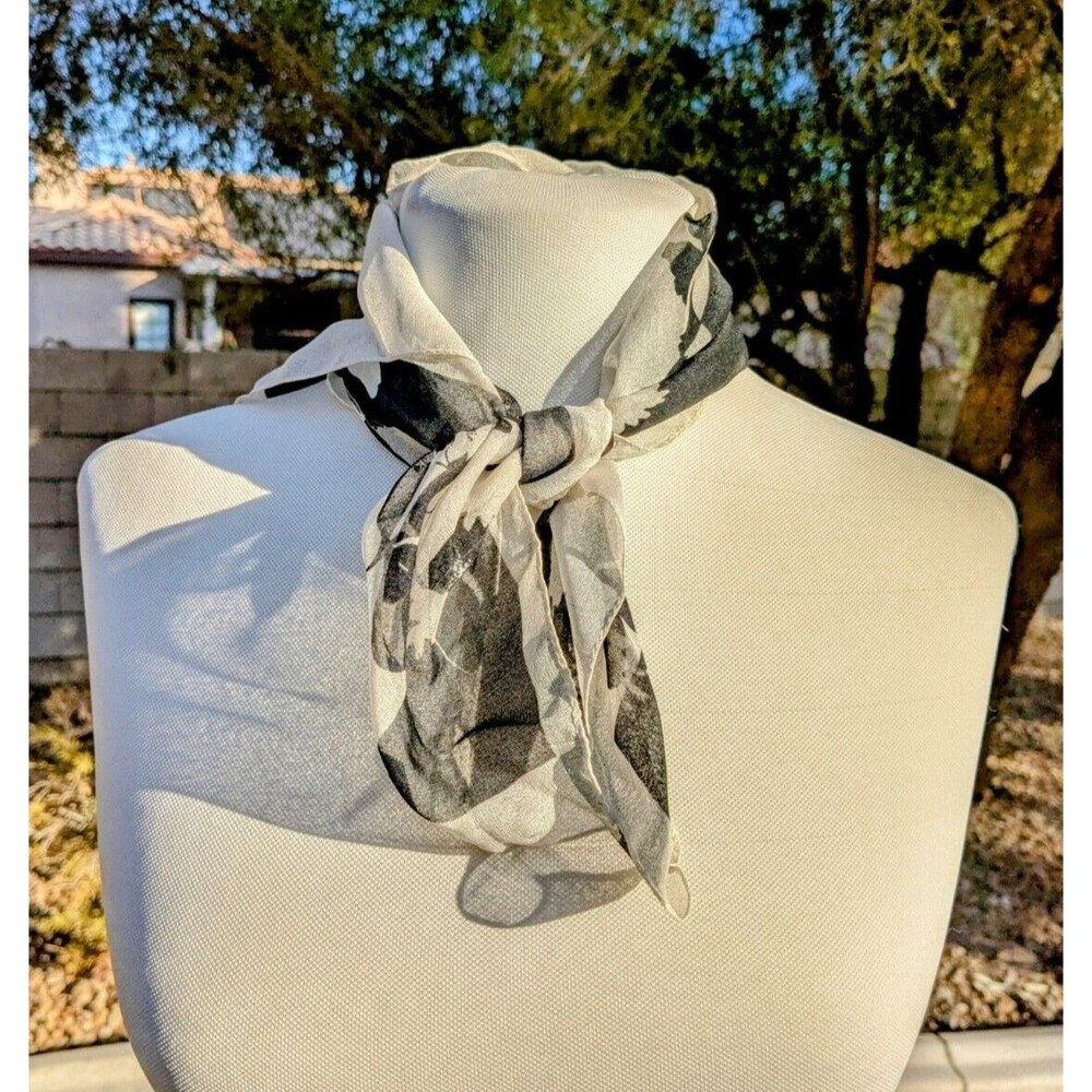 Women's Italian Black & White Striped Floral Print Gauzy 19 x 19" Scarf EUC